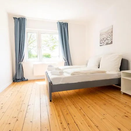 2 Am Hafen Апартаменты *