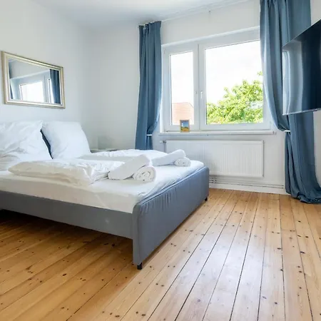 2 Am Hafen Апартаменты *